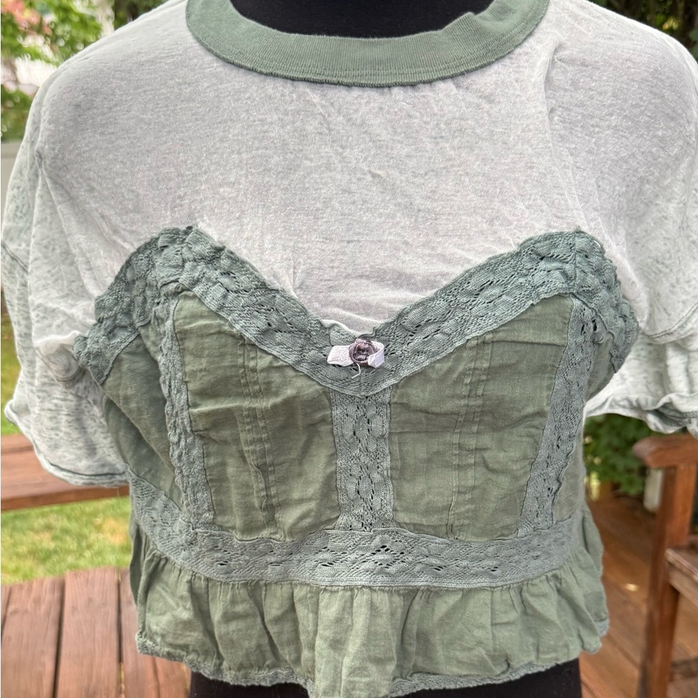 Free People Sage Green Lace Trim Corset Peplum Crop Top‎ Tee Rosette Small